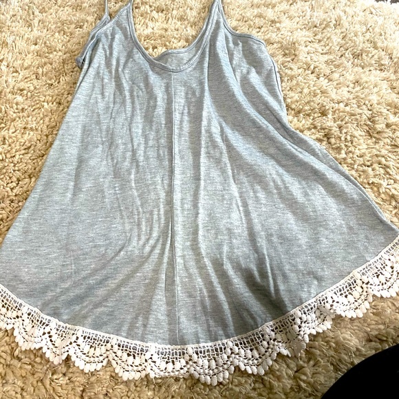 Later tank top with lace - Picture 1 of 2